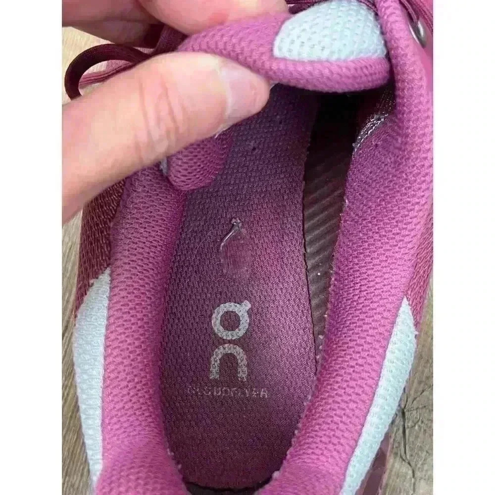 On Cloud Cloudflyer Women's 10.5 Running Shoes Magenta Mulberry Sneakers - Picture 8 of 15